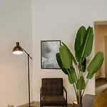 New 130m², Lounge Room, Im Herzen Berlins דירה