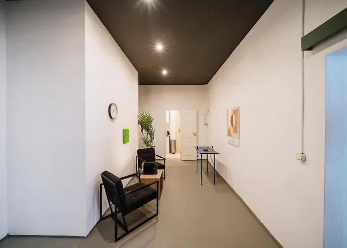 Apartament New 130m², Lounge Room, Im Herzen Berlins