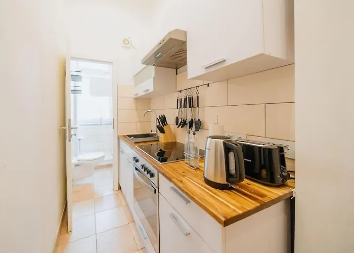 New 130m², Lounge Room, Im Herzen Berlins Apartament *