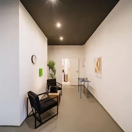 Apartman New 130m², Lounge Room, Im Herzen Berlins