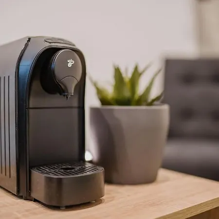 Apartman New 130m², Lounge Room, Im Herzen Berlins *