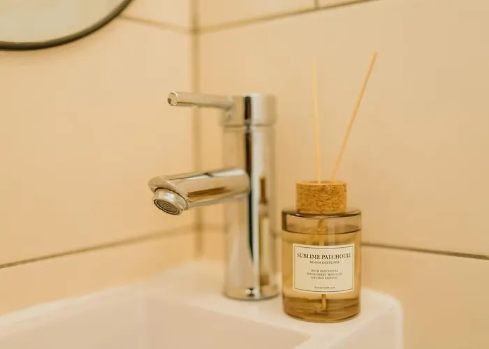 Appartement New 130m², Lounge Room, Im Herzen Berlins *