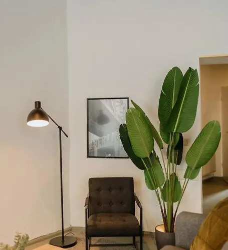 New 130m², Lounge Room, Im Herzen Berlins Appartement